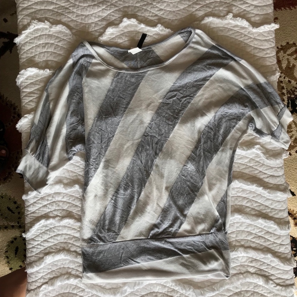 White and gray striped quarter sleeved shirt